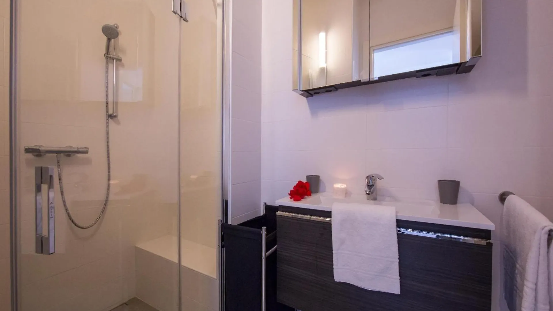 Διαμέρισμα Casa Laura Apt 3 Μενάτζιο